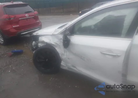 2017 Hyundai Sonata Sport z USA, uszkodzony, nr VIN 5NPE34AF8HH564503